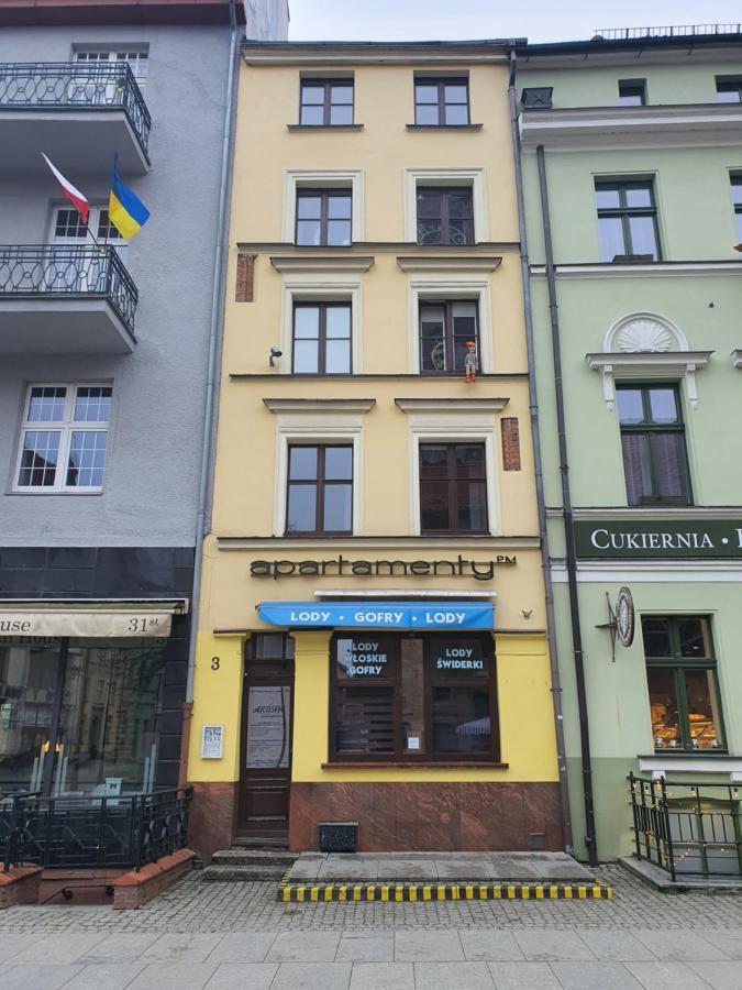 Apartament Z Widokiem Na Pomnik Kopernika - Rynek Staromiejski Торунь Экстерьер фото