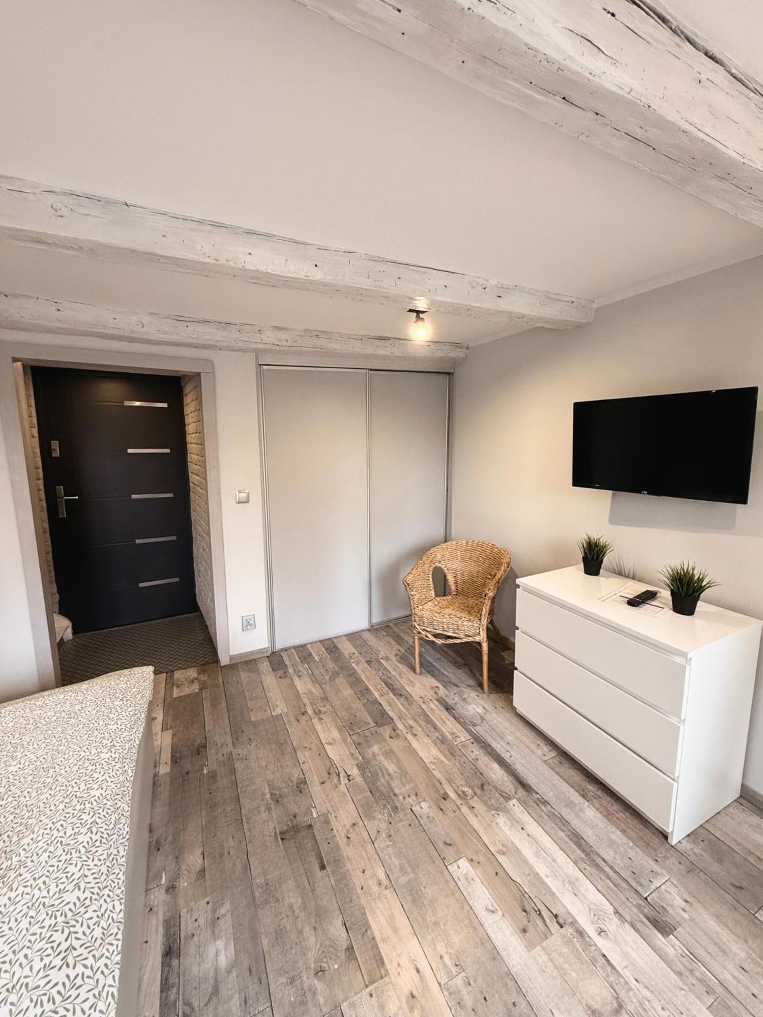 Apartament Z Widokiem Na Pomnik Kopernika - Rynek Staromiejski Торунь Экстерьер фото