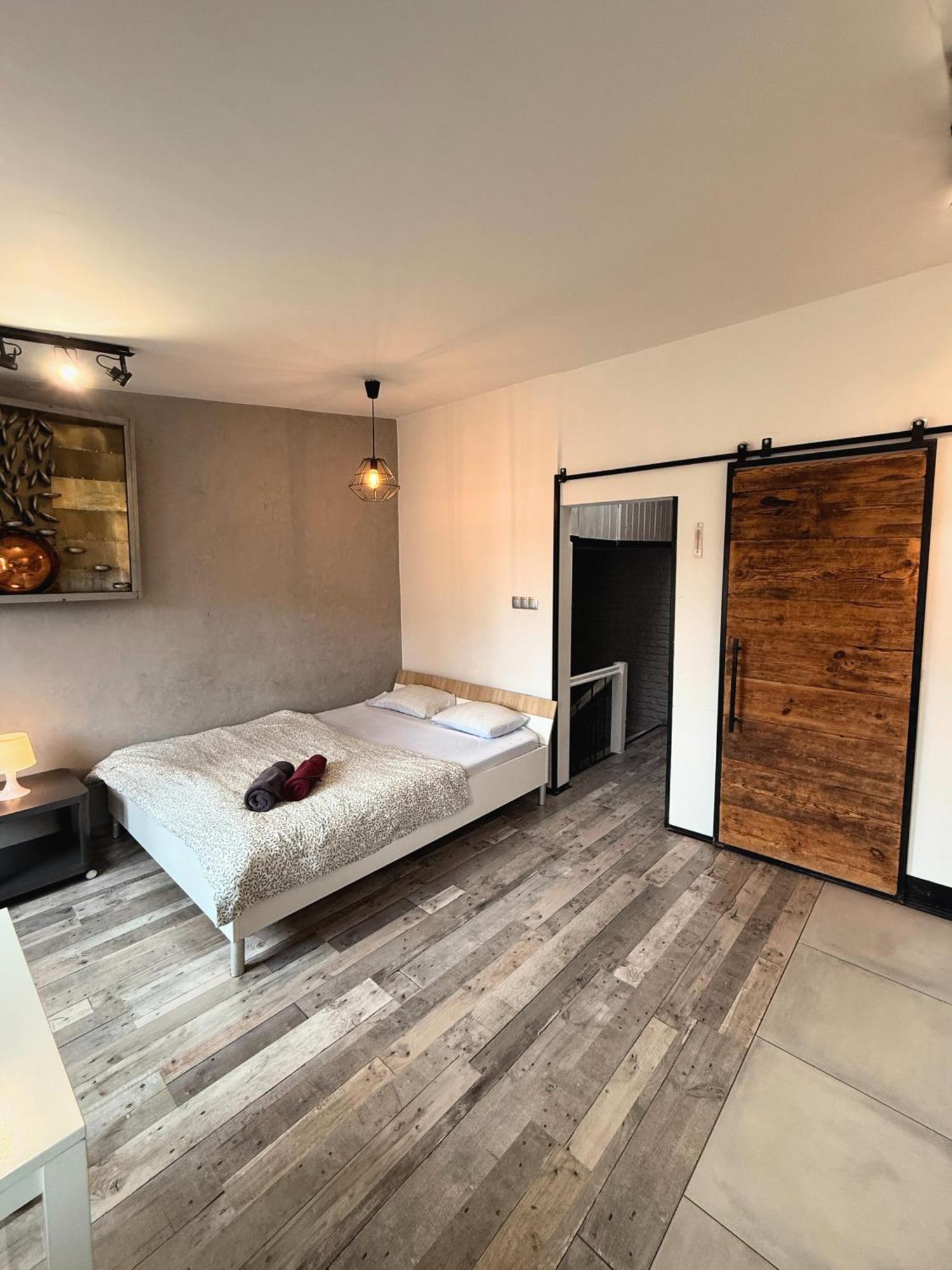 Apartament Z Widokiem Na Pomnik Kopernika - Rynek Staromiejski Торунь Экстерьер фото