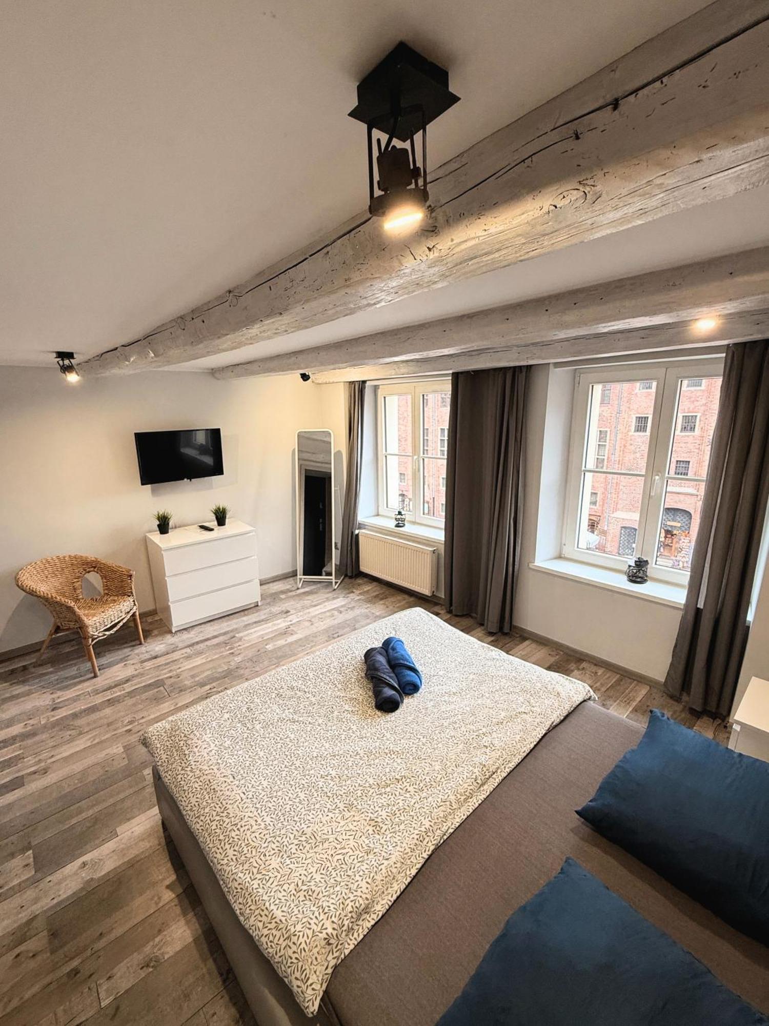 Apartament Z Widokiem Na Pomnik Kopernika - Rynek Staromiejski Торунь Экстерьер фото