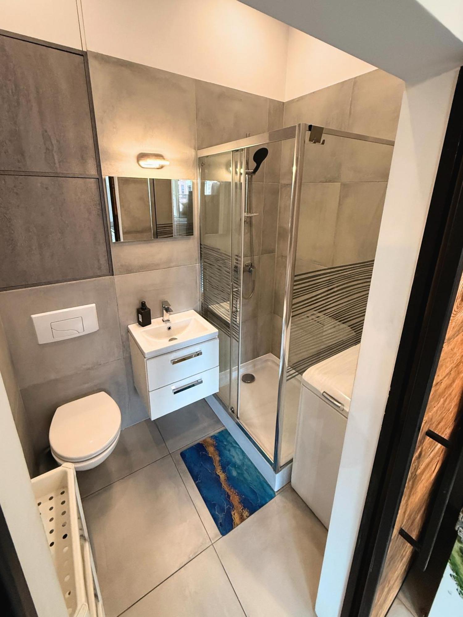 Apartament Z Widokiem Na Pomnik Kopernika - Rynek Staromiejski Торунь Экстерьер фото