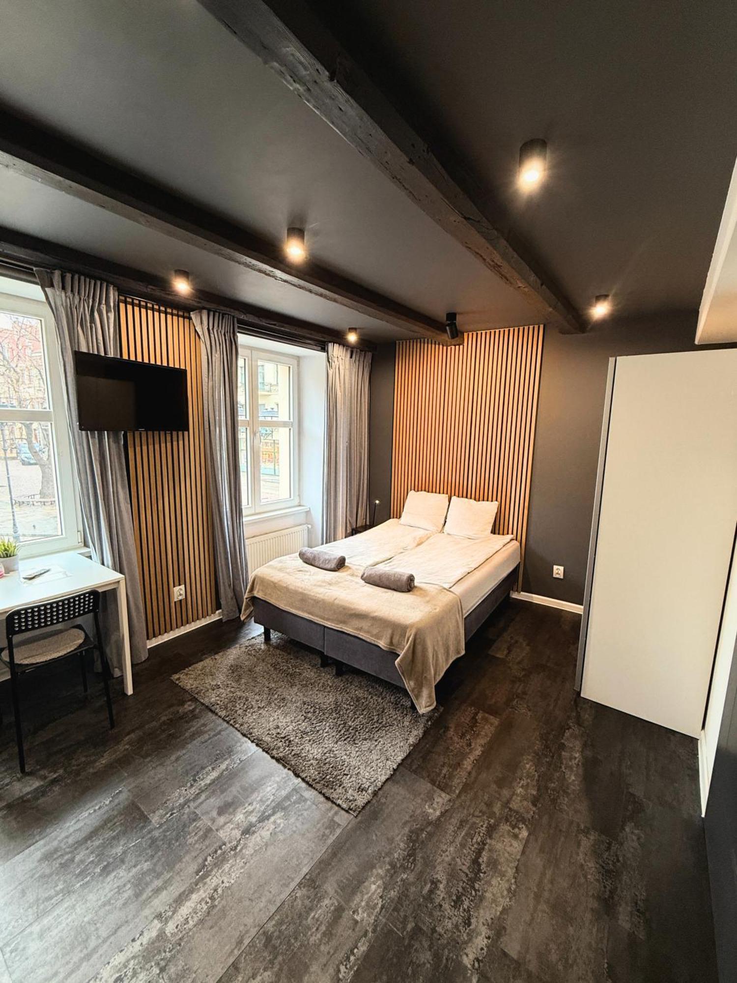 Apartament Z Widokiem Na Pomnik Kopernika - Rynek Staromiejski Торунь Экстерьер фото